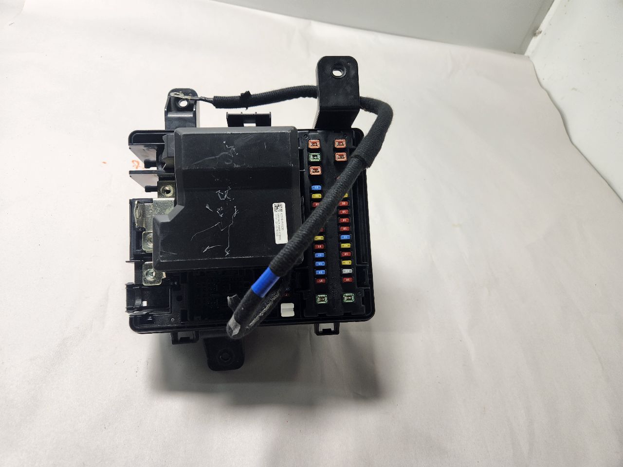 2019 GENESIS G80 Fuse Box, Engine - 455584 — photo 1