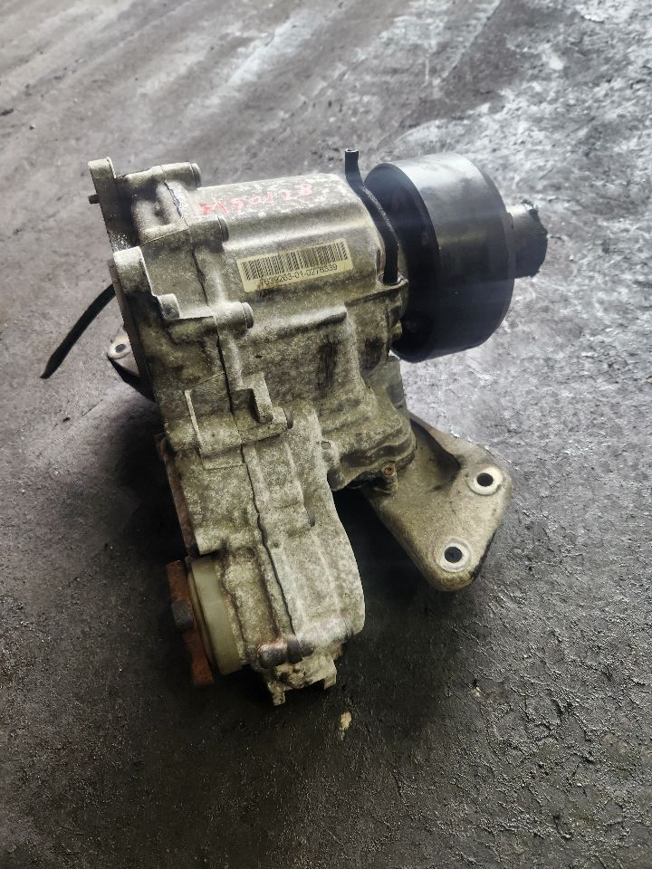 2012 BMW 528i TRANSFER CASE ASSY - 455595 — photo 2
