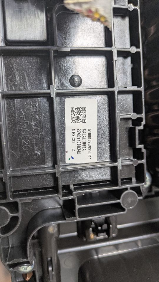 2014 ACURA RLX Console, Front - 455692 — photo 4