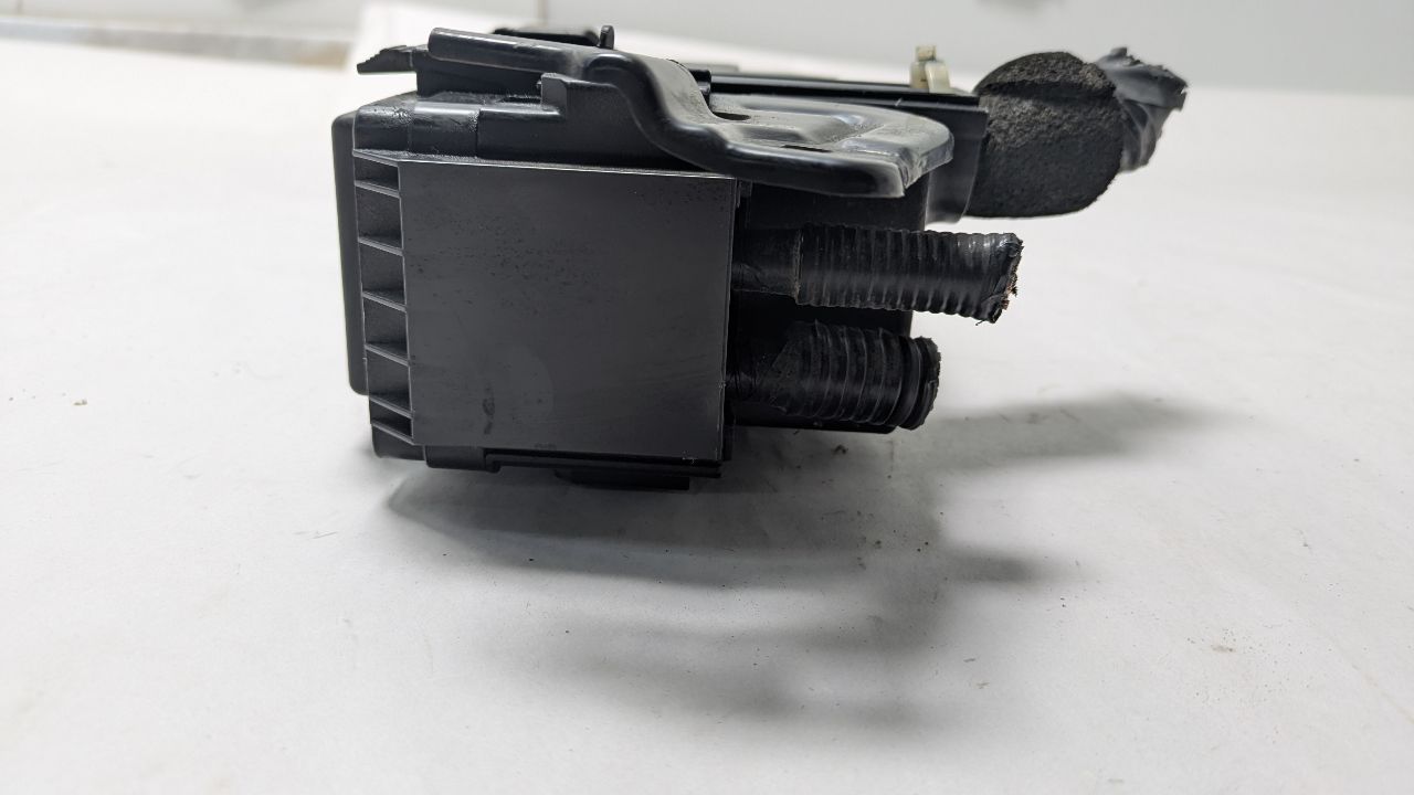 2014 ACURA RLX Fuse Box, Engine - 455702 — photo 4