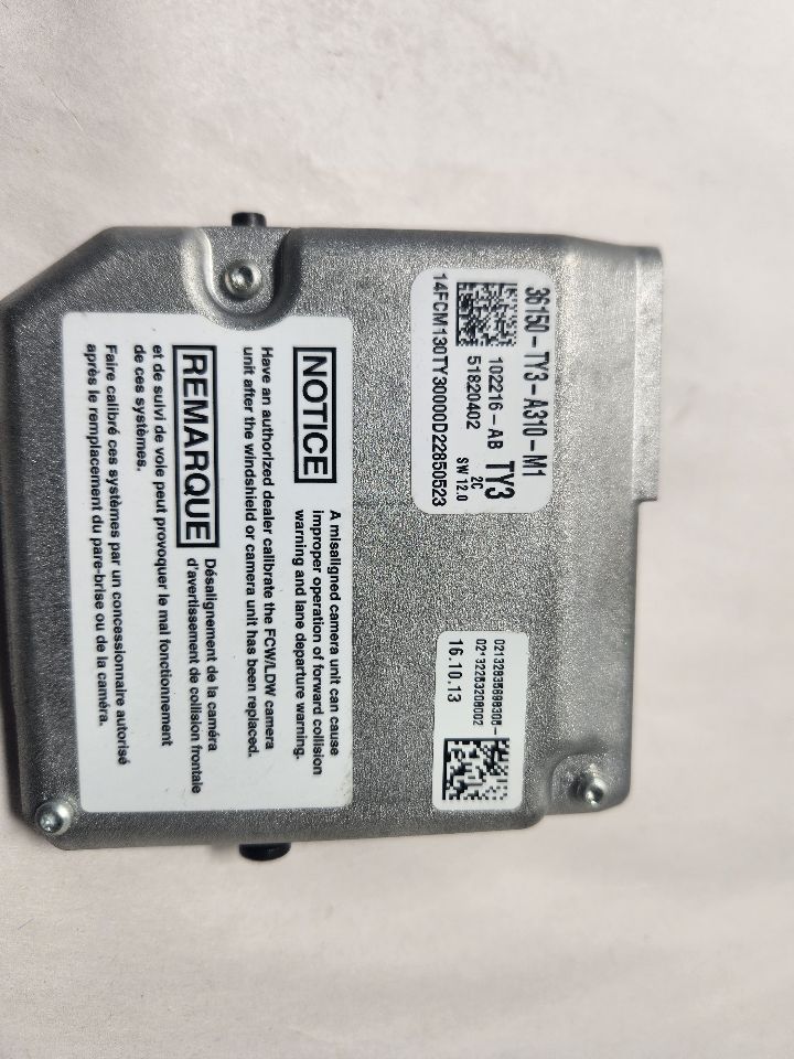 2014 ACURA RLX Camera Projector - 455705 — photo 3