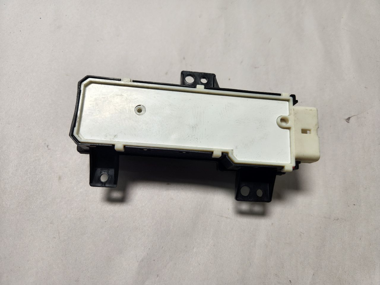 2014 LEXUS CT200H Dsh/Int/Seat Switch - 455787 — photo 4