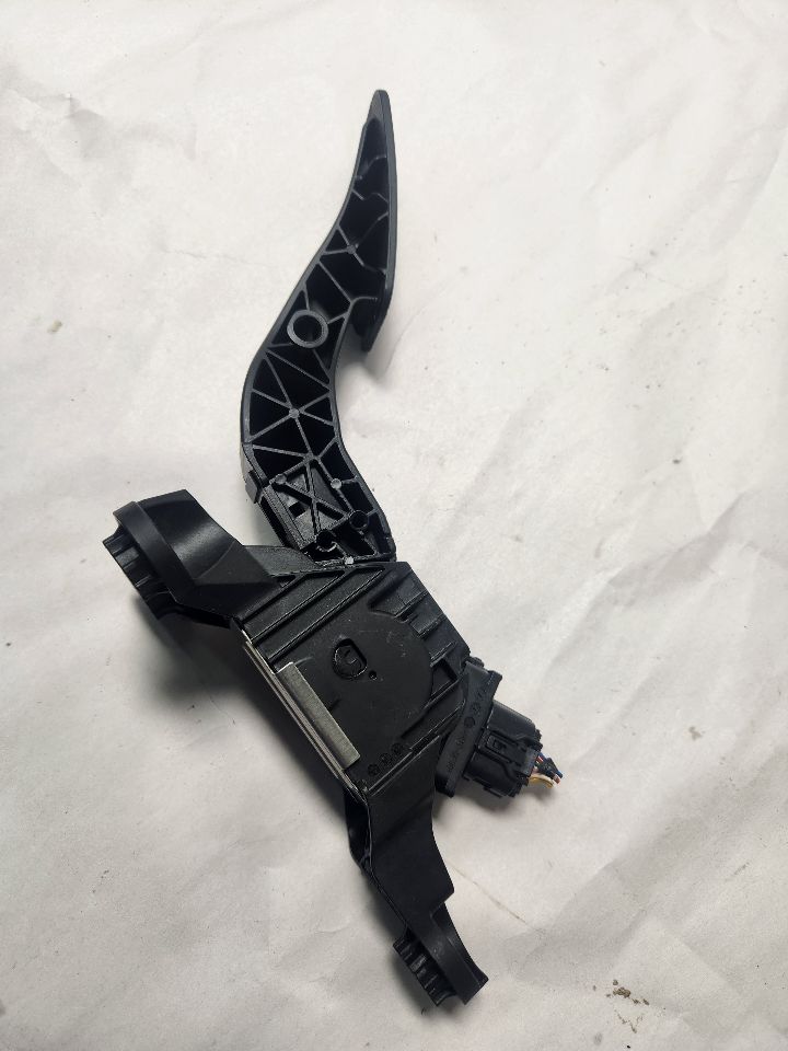 2022 HYUNDAI KONA Pedal, Brake/Clutch - 455887