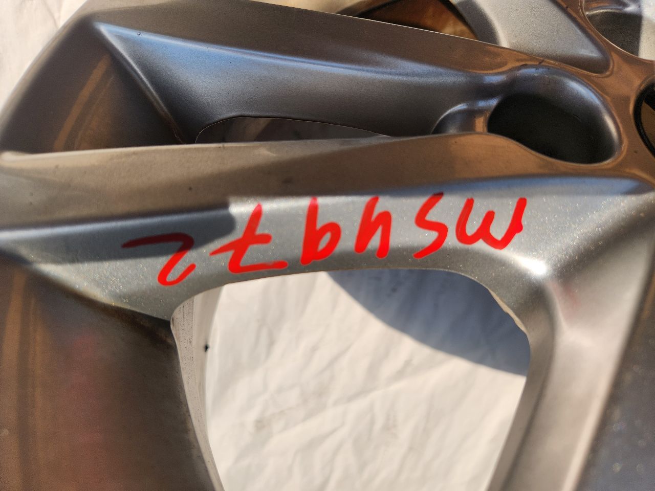 2017 HYUNDAI SONATA WHEEL - 456073 — photo 5