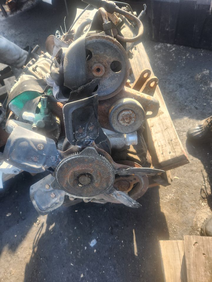 1997 JEEP WRANGLER 4cyl Gasoline 2.5 ENGINE ASSEMBLY - 456102 — photo 2