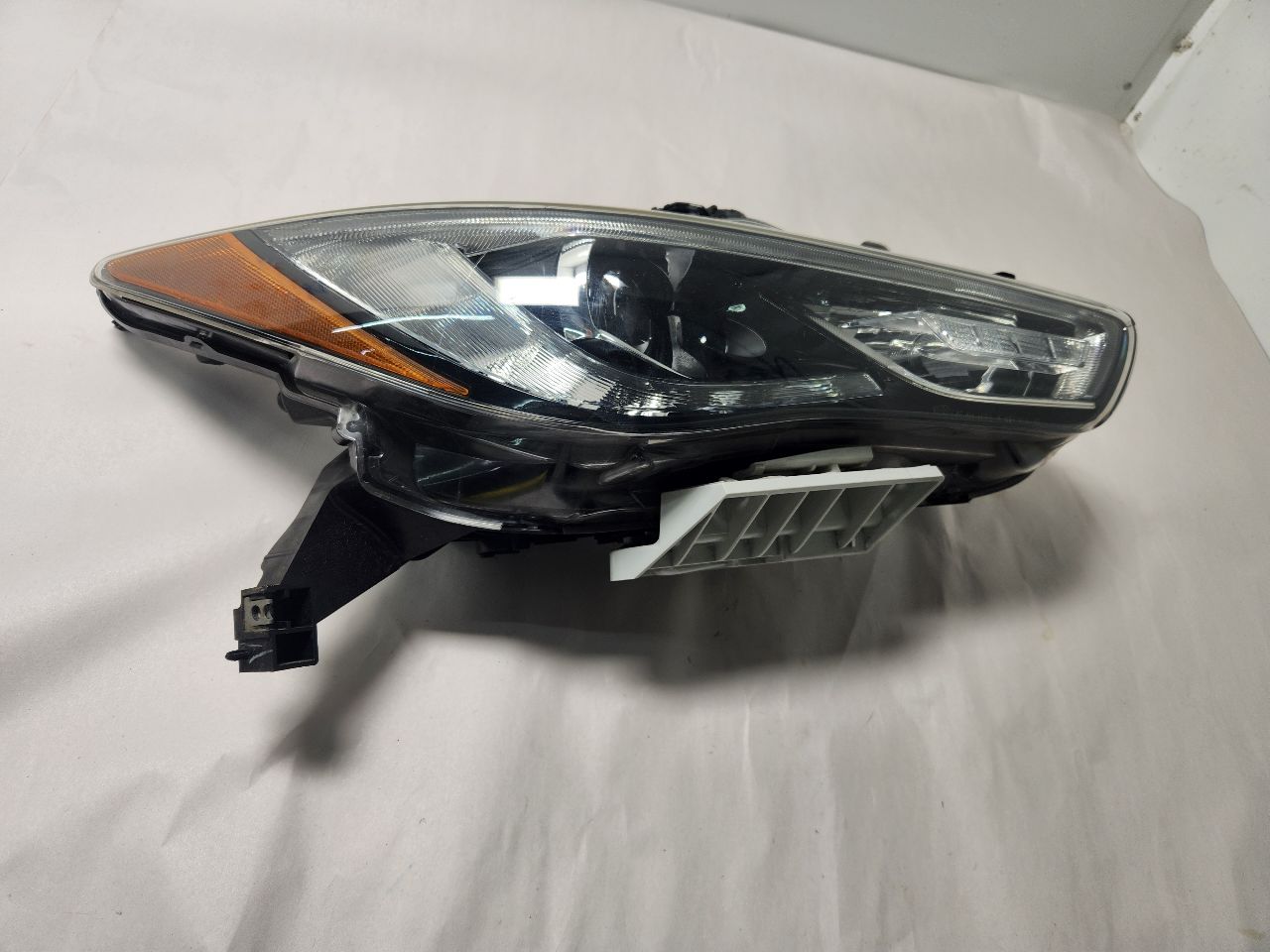2019 INFINITI QX60 Right HEADLAMP ASSEMBLY - 456135