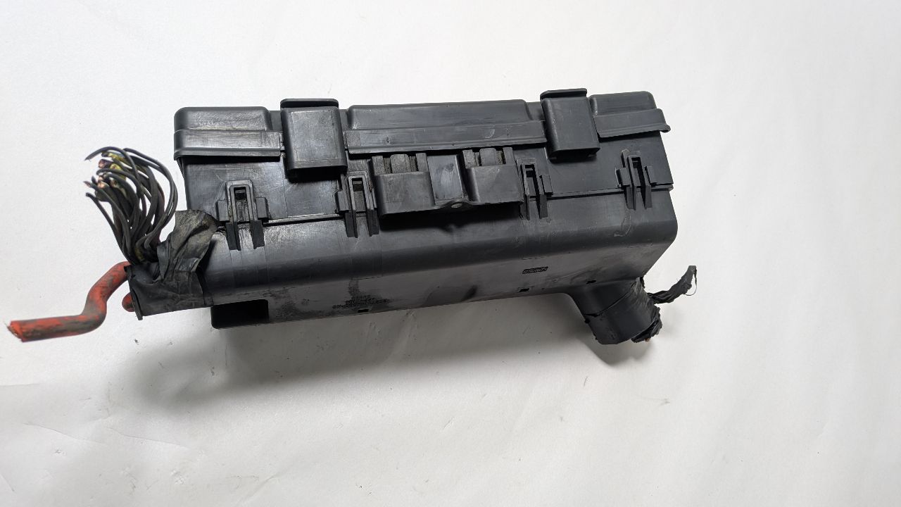 2011 FORD E350 VAN Fuse Box, Engine - 456267 — photo 4