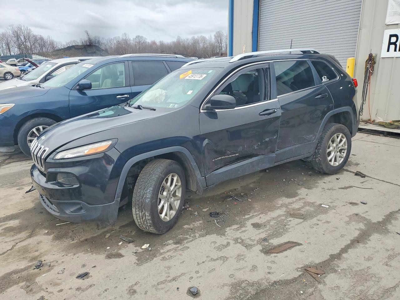 2016 JEEP CHEROKEE CARRIER ASSEMBLY - 456297