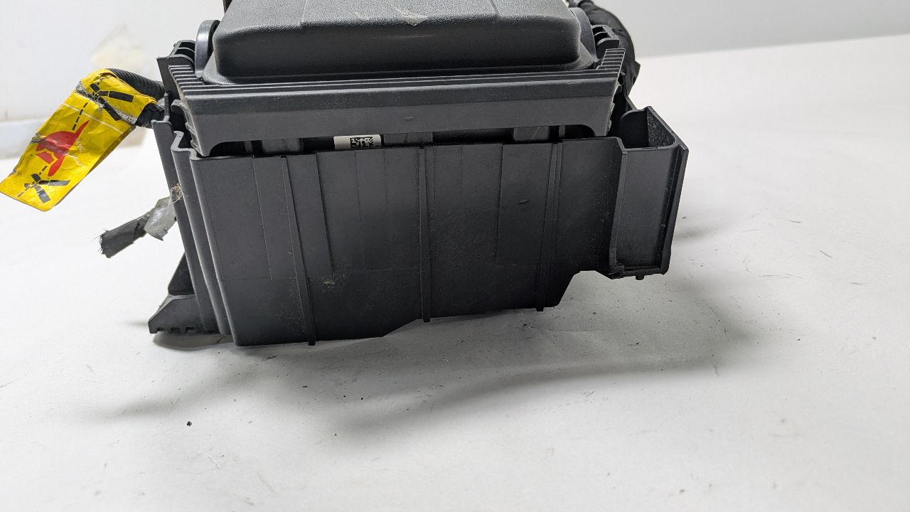 2016 CHEVROLET MALIBU Fuse Box, Engine - 456318 — photo 6