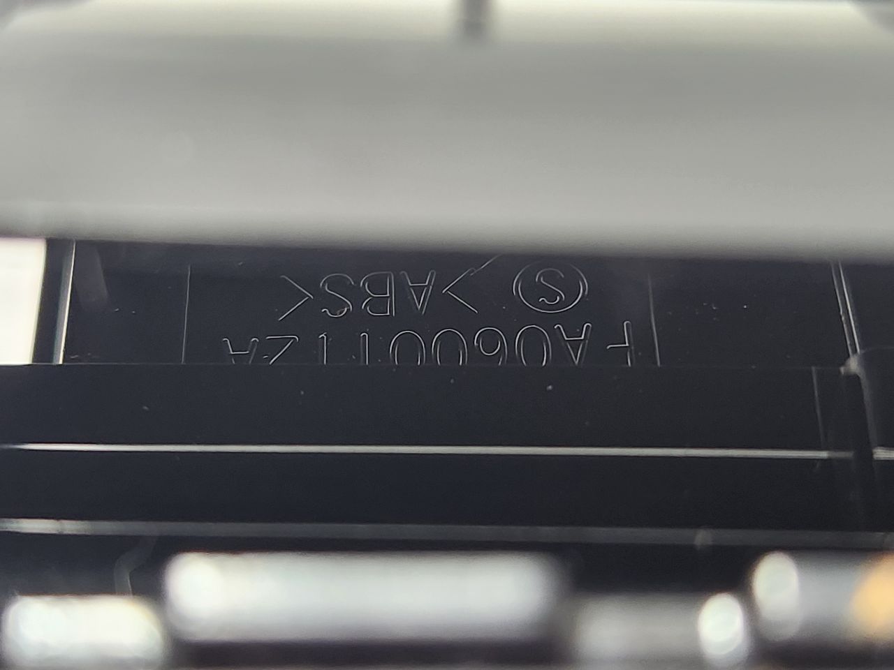 2014 LEXUS CT200H COMPLETE INTERIOR - 456331 — photo 4