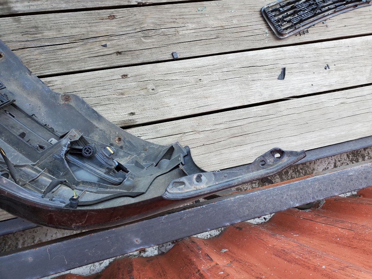 2012 BMW 528i BUMPER ASSY, FRONT - 456789 — photo 3