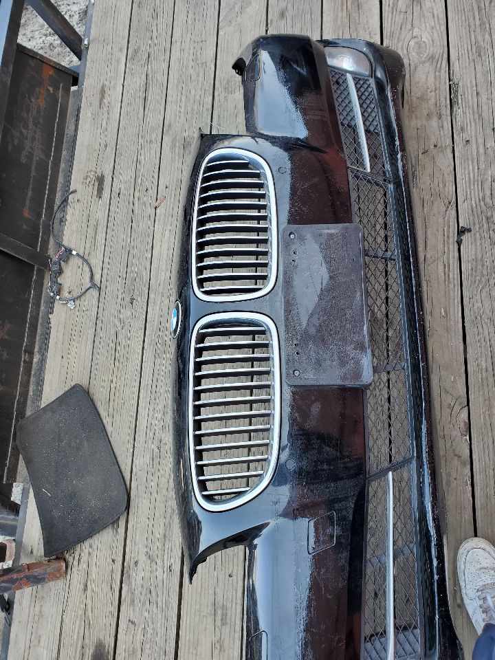 2012 BMW 528i BUMPER ASSY, FRONT - 456789 — photo 5