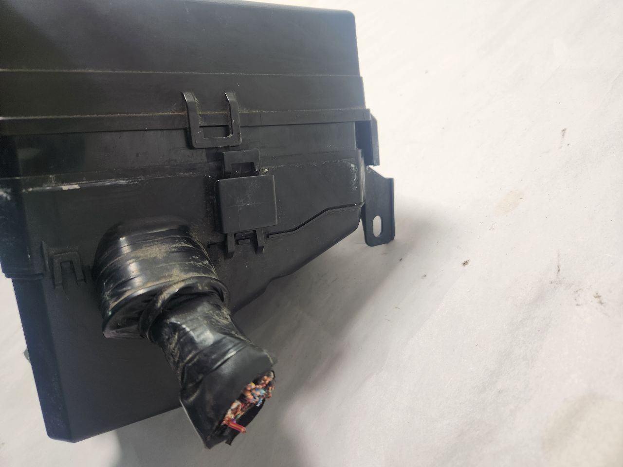 2015 MITSUBISHI LANCER Fuse Box, Engine - 456814 — photo 3