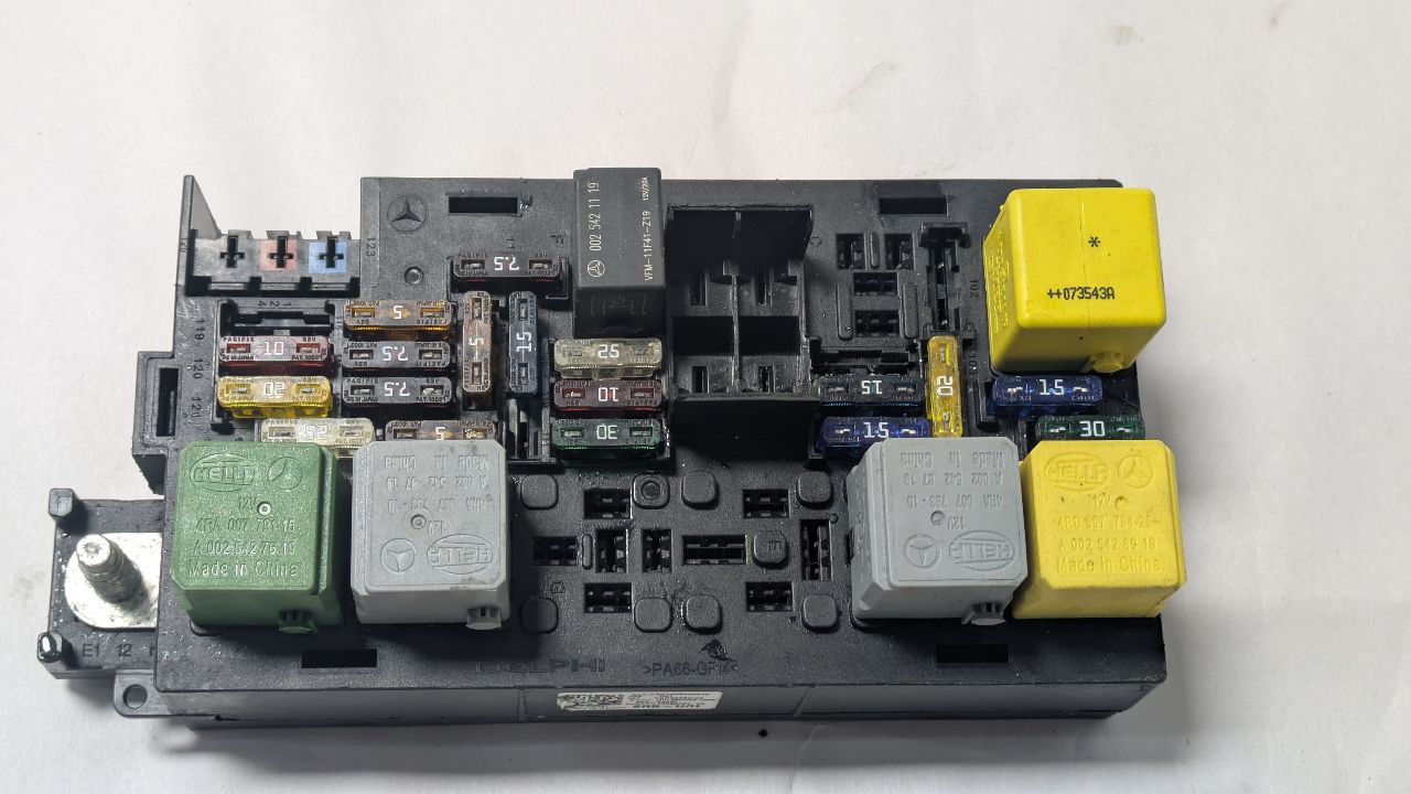 2007 JAGUAR XK Fuse Box, Engine - 457190 — photo 5