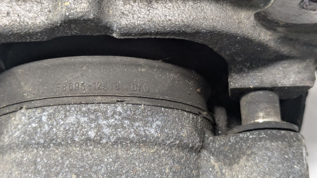 2007 JAGUAR XK Left CALIPER - 457216 — photo 2