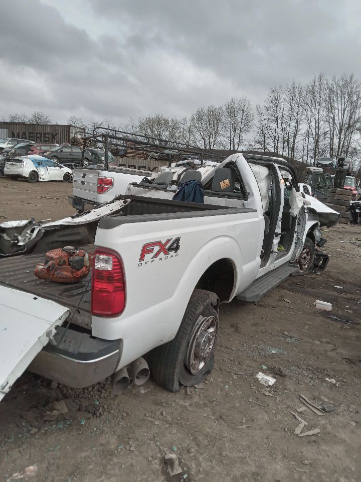 2016 FORD F250SD PICKUP 8cyl Turbo Diesel 6.7 Transmiss,Transaxle - 457376 — photo 4