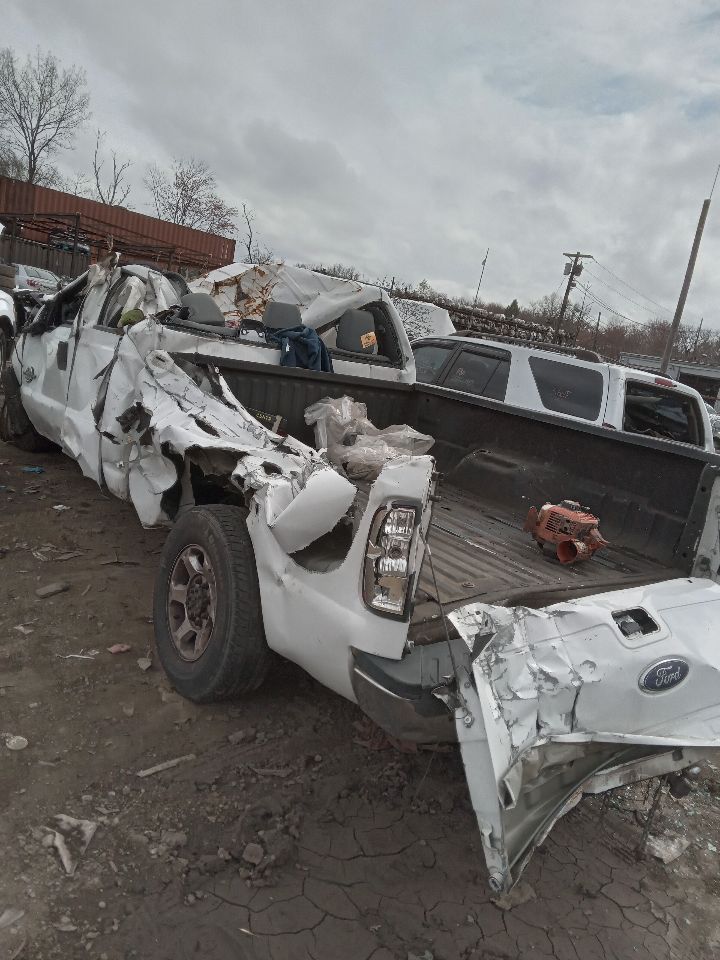 2016 FORD F250SD PICKUP 8cyl Turbo Diesel 6.7 Transmiss,Transaxle - 457376 — photo 5