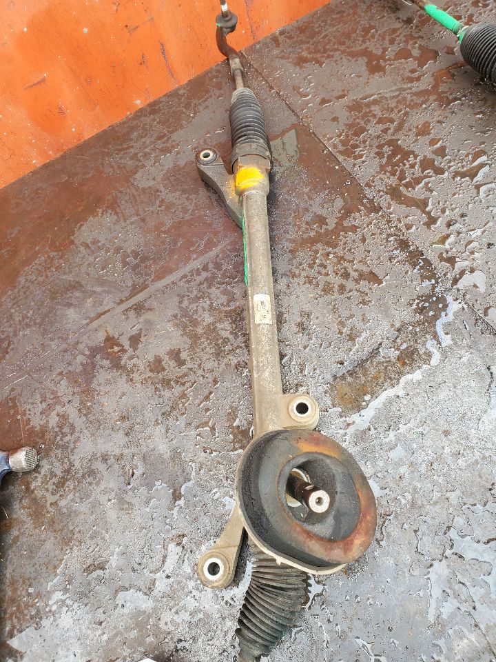 2013 MAZDA 2 4cyl Gasoline 1.5 Dohc STEERING GEAR RACK - 457380