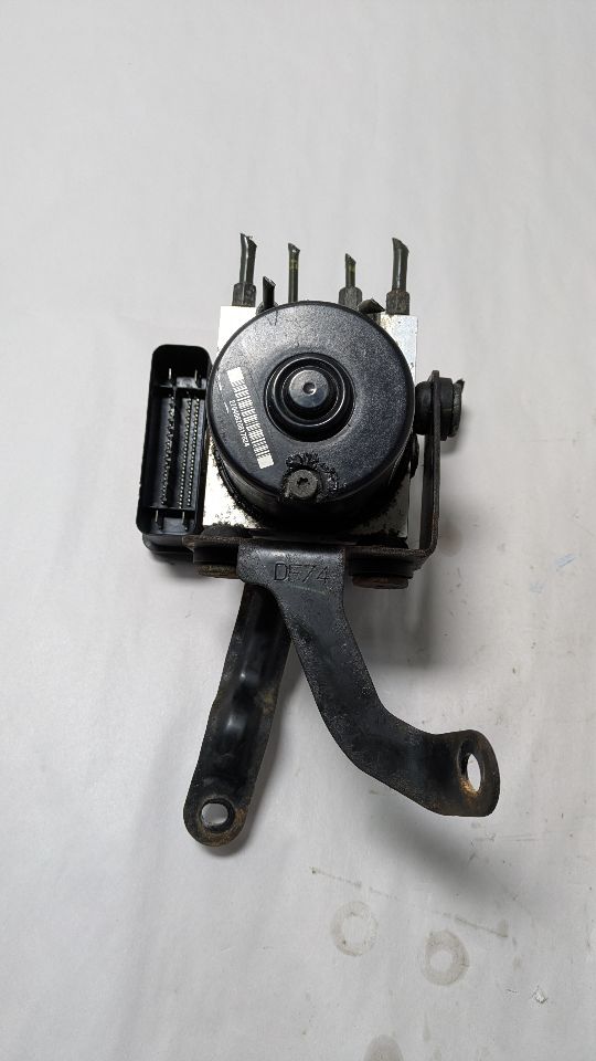 2013 MAZDA 2 4cyl Gasoline 1.5 Dohc Anti-lock Brake Pts - 457384
