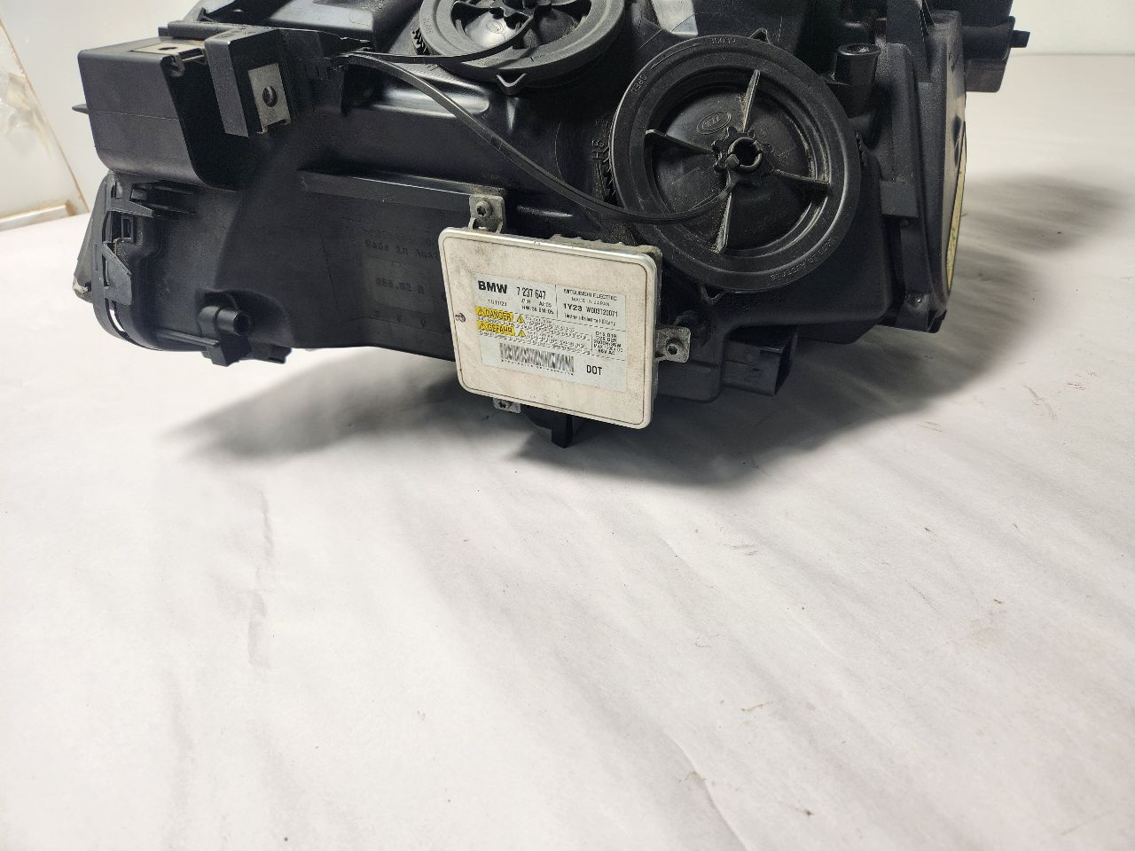 2012 BMW 750i Right HEADLAMP ASSEMBLY - 457672 — photo 5