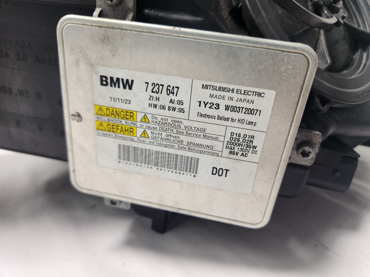 2012 BMW 750i Right HEADLAMP ASSEMBLY - 457672 — photo 6