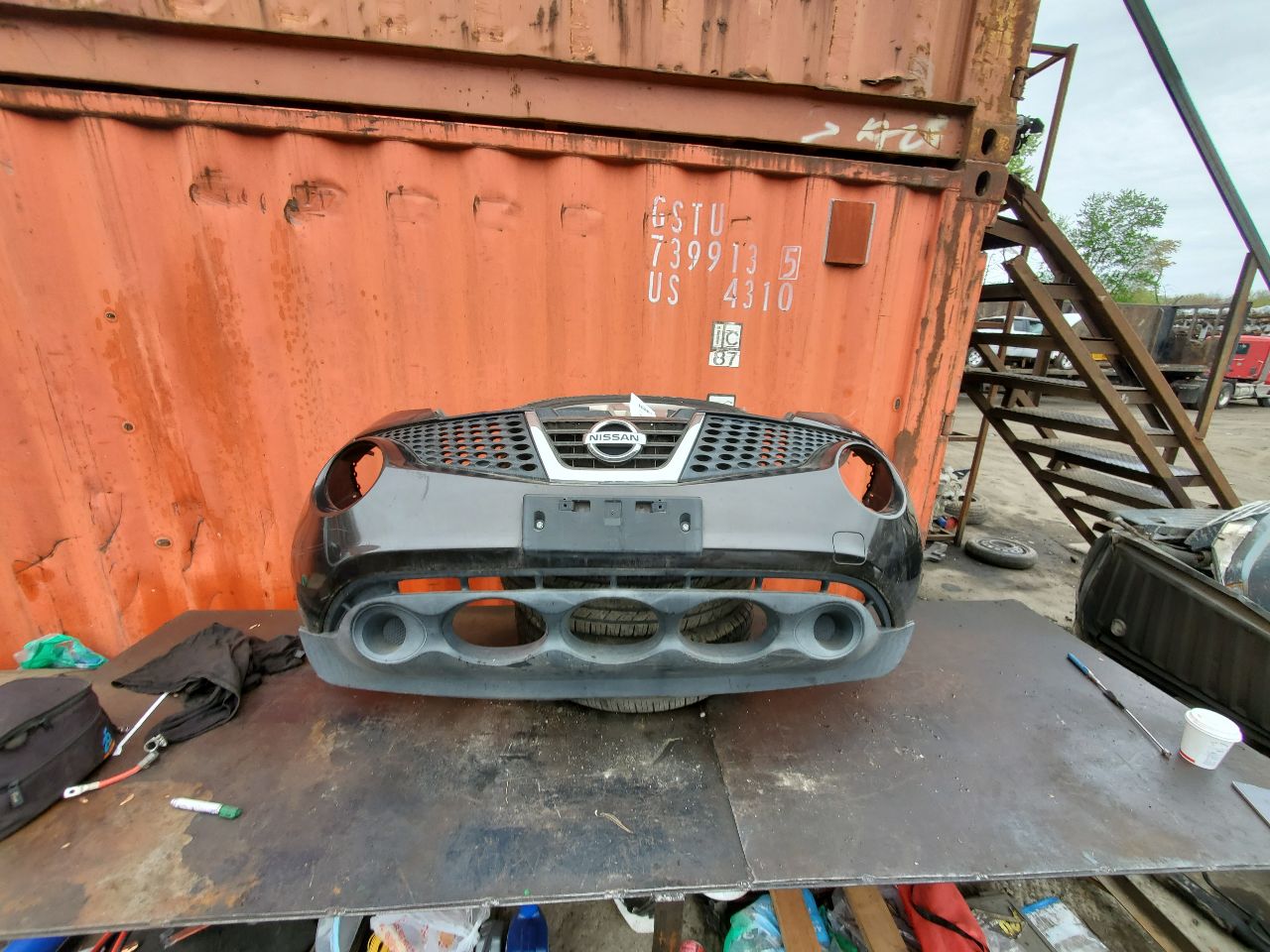 2011 NISSAN JUKE BUMPER ASSY, FRONT - 457892