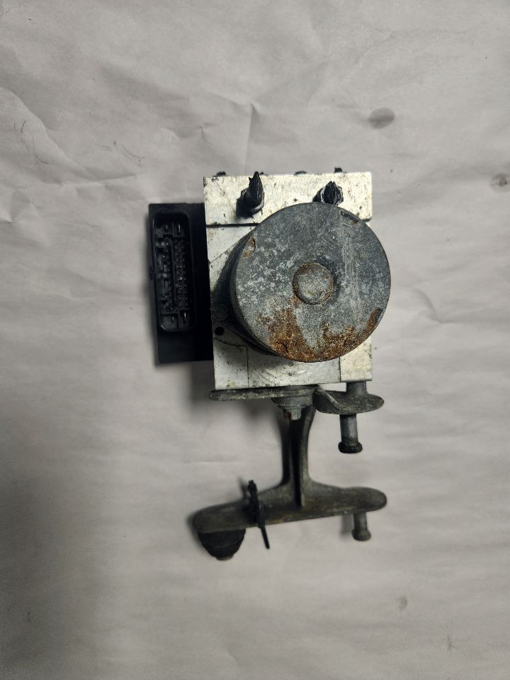 2010 MERCEDES-BENZ E-CLASS Anti-lock Brake Pts - 458422
