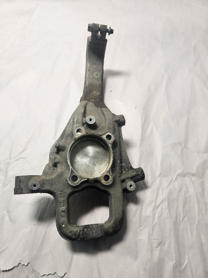 2019 ALFA-ROMEO GIULIA 2.0L 4cyl Turbo Gasoline Left SPINDLE KNUCKLE, FR - 458583