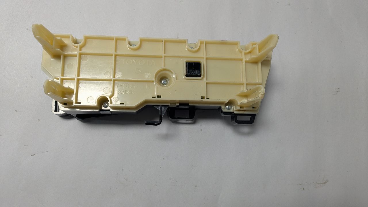 2014 TOYOTA PRIUS TEMP CONTROL - 458684 — photo 5