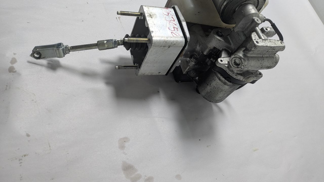 2018 NISSAN NV 1500 BRAKE MASTER CYL - 458970 — photo 4