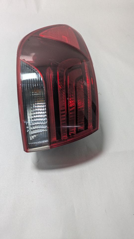 2019 KIA SORENTO Right TAIL LAMP - 459009