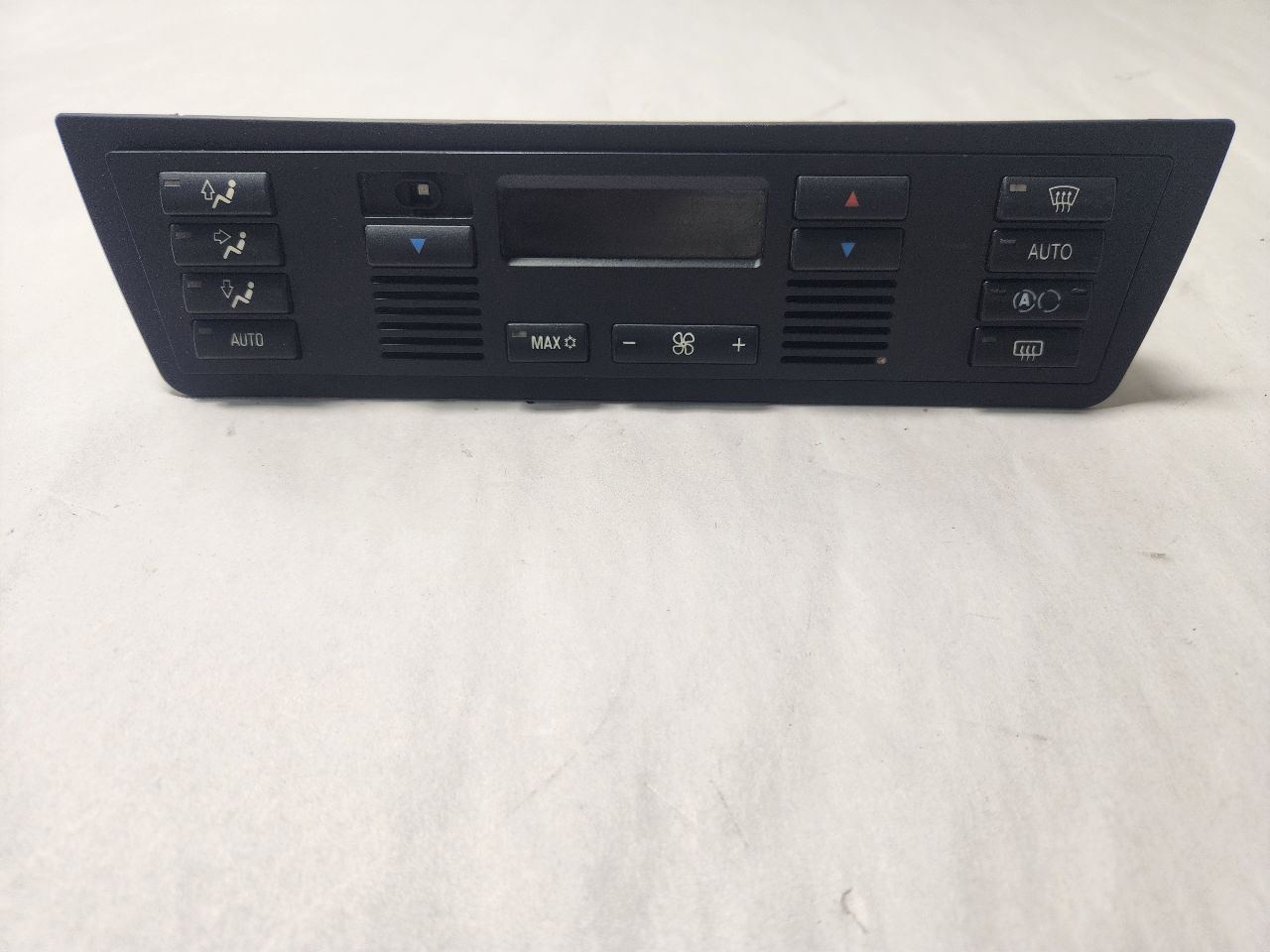 2004 BMW X5 TEMP CONTROL - 459120 — photo 1