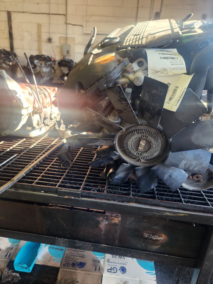 2004 BMW X5 ENGINE ASSEMBLY - 459123 — photo 1