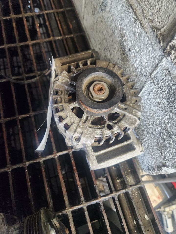 2011 BUICK LACROSSE ALTERNATOR - 459728