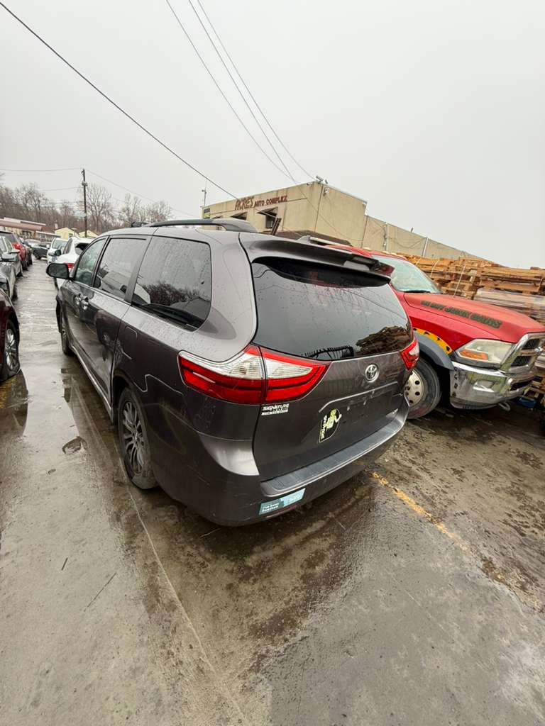 2019 TOYOTA SIENNA Transmiss,Transaxle - 459798
