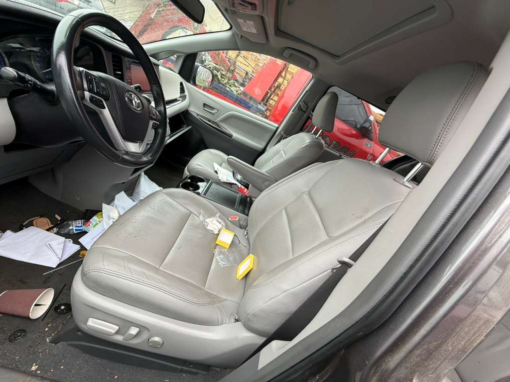 2019 TOYOTA SIENNA Eng/Motor Cont Mod - 459836 — photo 8