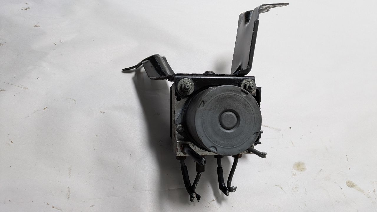 2004 TOYOTA SOLARA Anti-lock Brake Pts - 461620