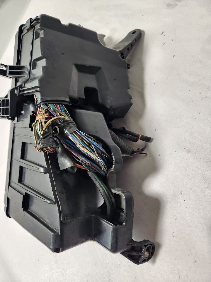 2004 TOYOTA SOLARA Fuse Box, Engine - 461621 — photo 5