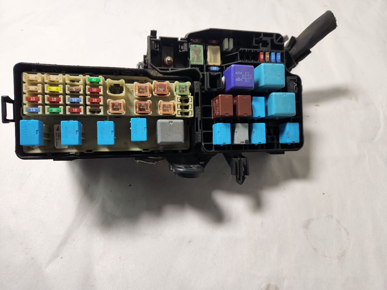 2004 TOYOTA SOLARA Fuse Box, Engine - 461621 — photo 6