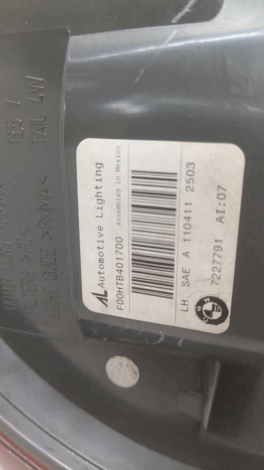2012 BMW X5 Left TAIL LAMP - 461802 — photo 2