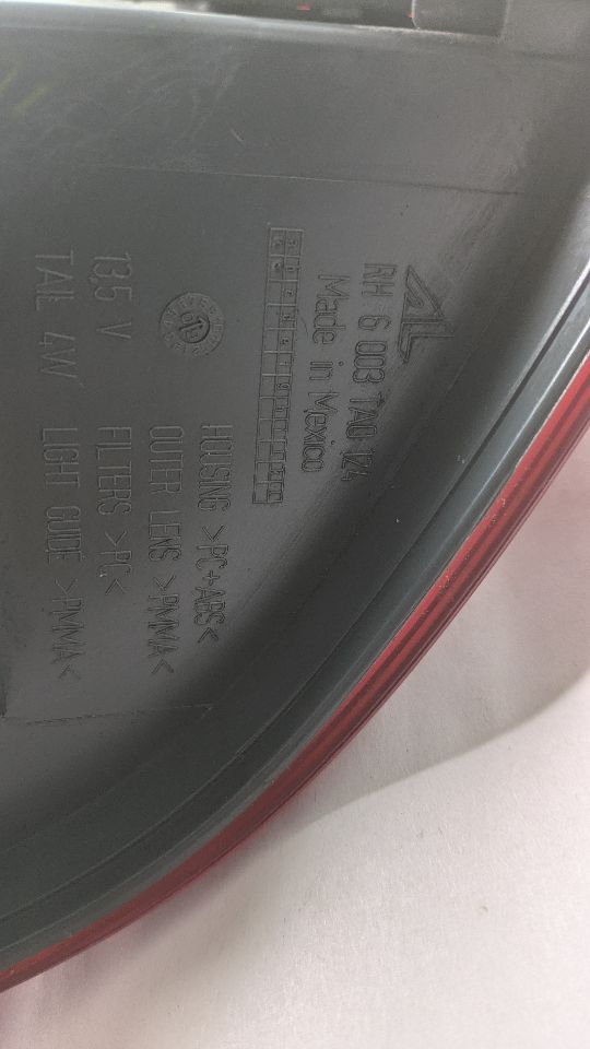 2012 BMW X5 Right TAIL LAMP - 461803 — photo 4
