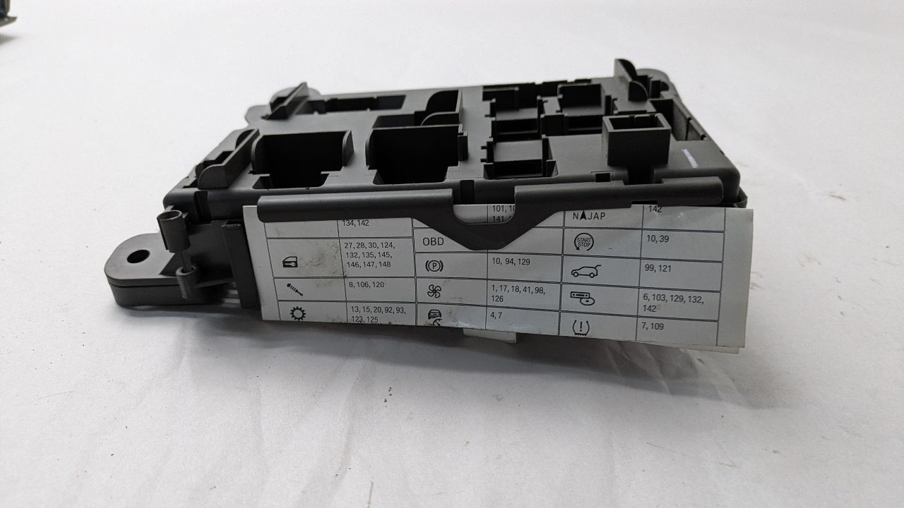 2012 BMW X5 Fuse Box, Engine - 461823 — photo 2
