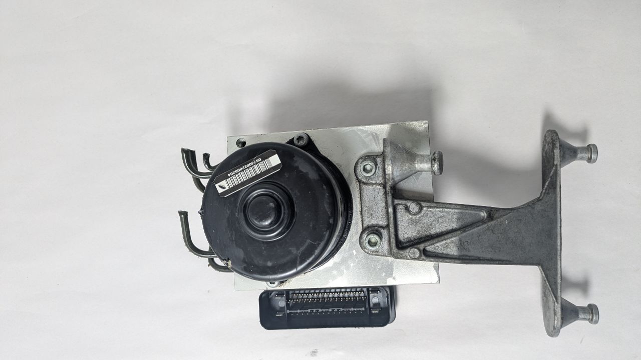 2005 MERCEDES-BENZ SLK Anti-lock Brake Pts - 461837
