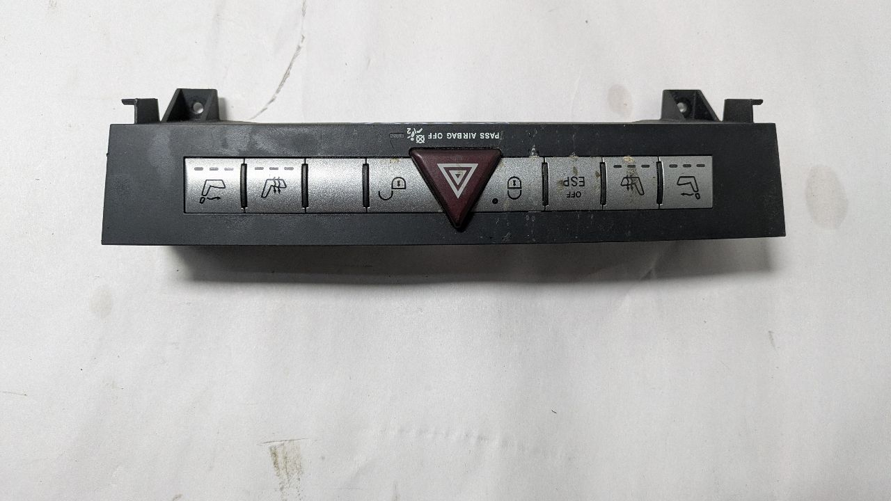 2005 MERCEDES-BENZ SLK DASH PANEL - 461840