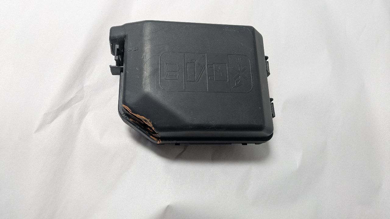 2016 CHEVROLET SPARK Fuse Box, Engine - 462249 — photo 2