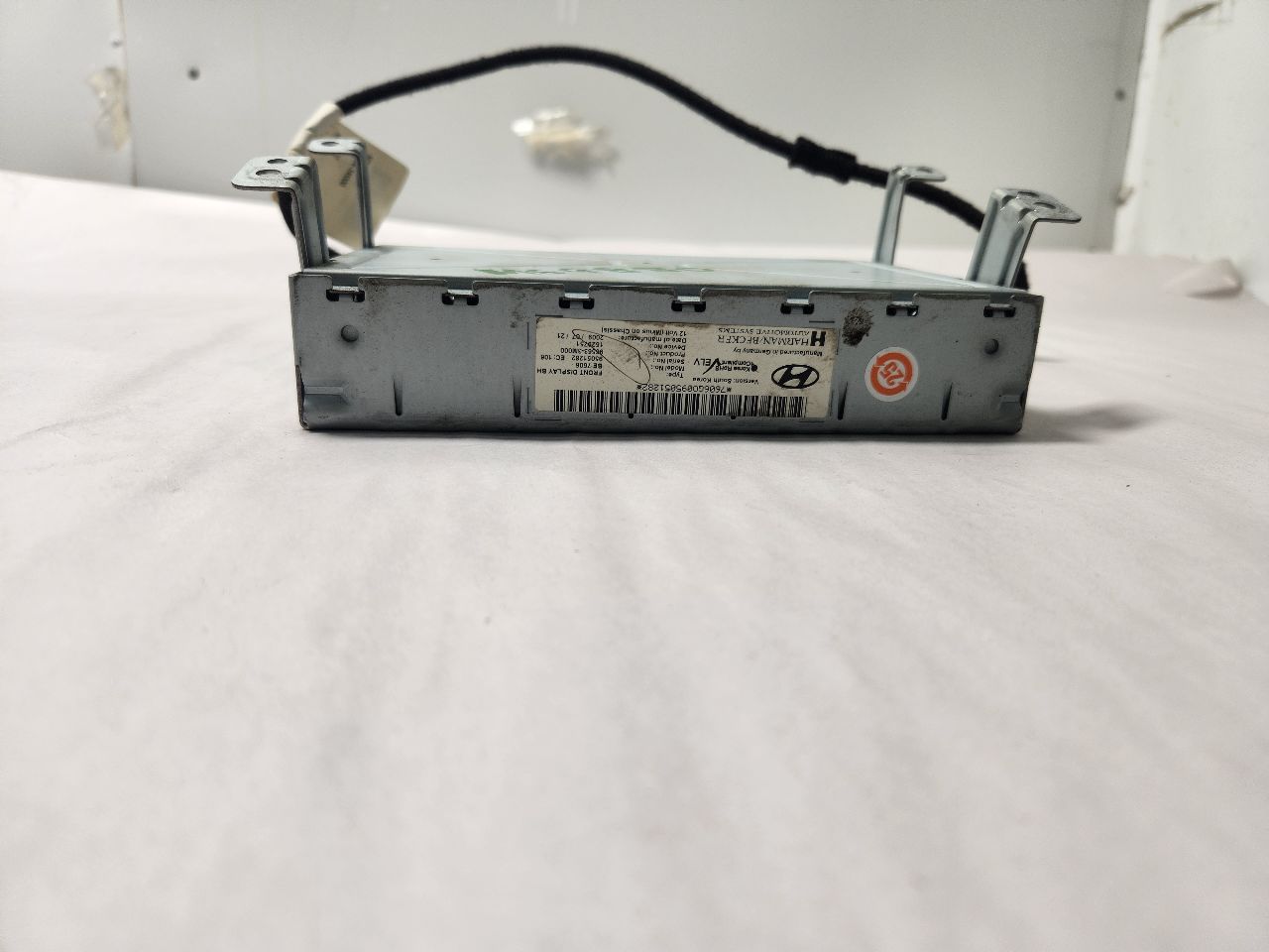 2010 HYUNDAI GENESIS Info-GPS-TV Screen - 462327 — photo 2