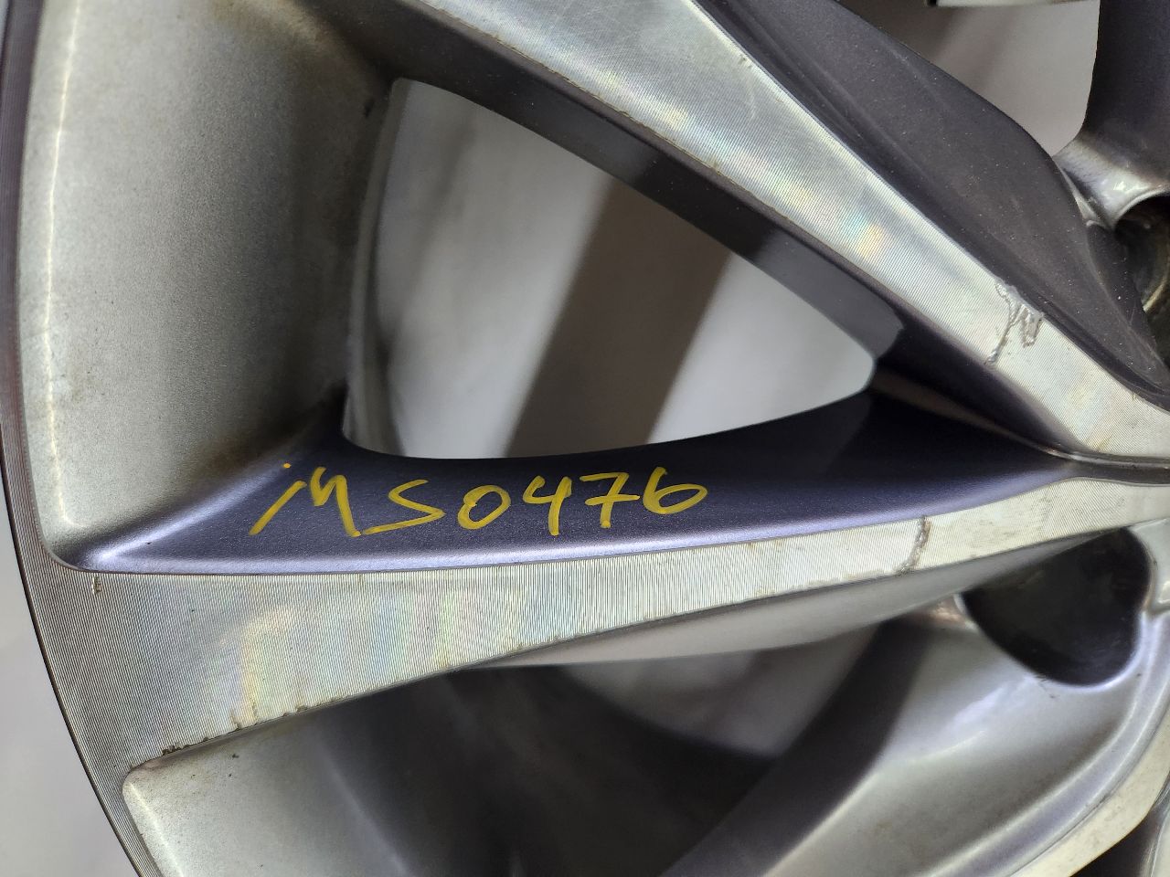 2015 HYUNDAI AZERA WHEEL - 462446 — photo 3