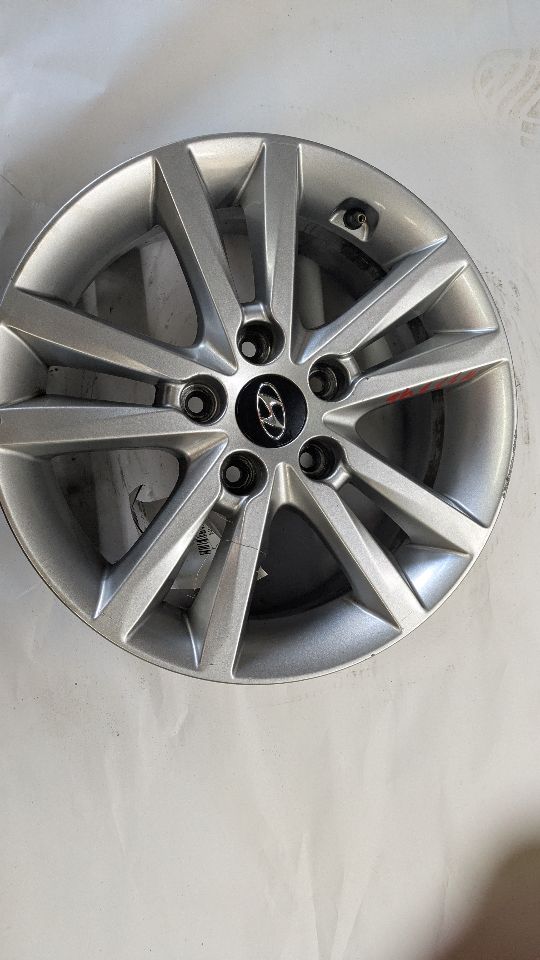 2015 HYUNDAI SONATA WHEEL - 462584 — photo 1