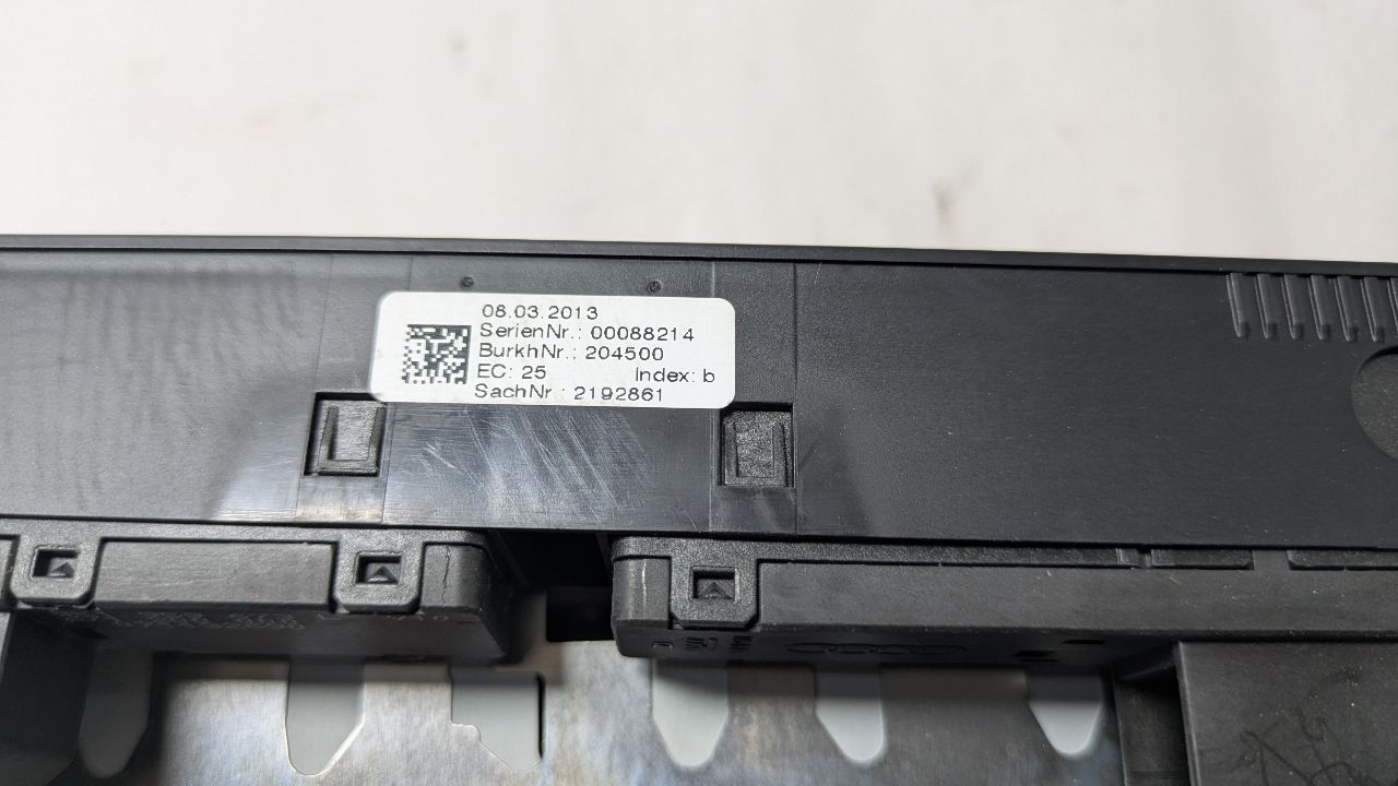 2013 AUDI Q5 Radio Audio - 462902 — photo 8