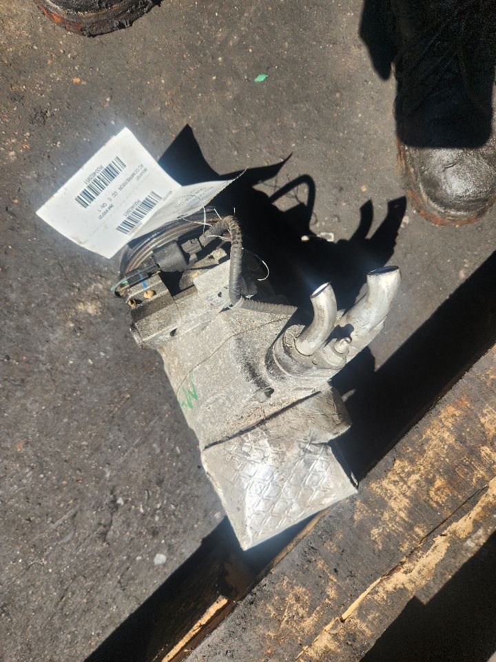 2017 FORD EXPEDITION AC COMPRESSOR - 462951 — photo 1
